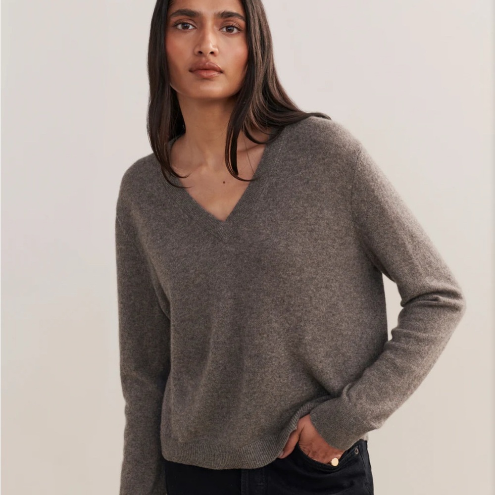 Jenni Kayne Flynn V-Neck Sweater